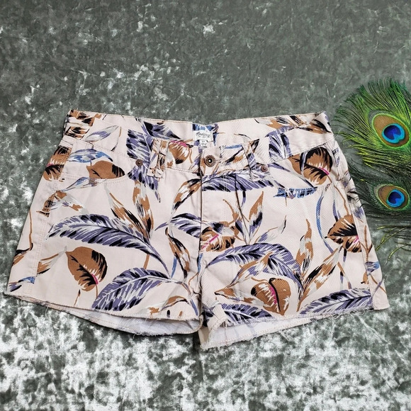 Madewell Leaf Print Shorts - Picture 1 of 8